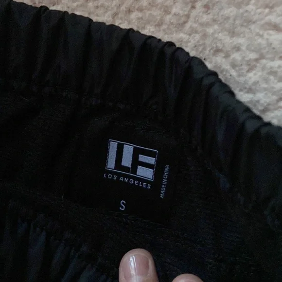 Water Proof Mini Skirt, Very Comfortable. - Picture 3 of 4